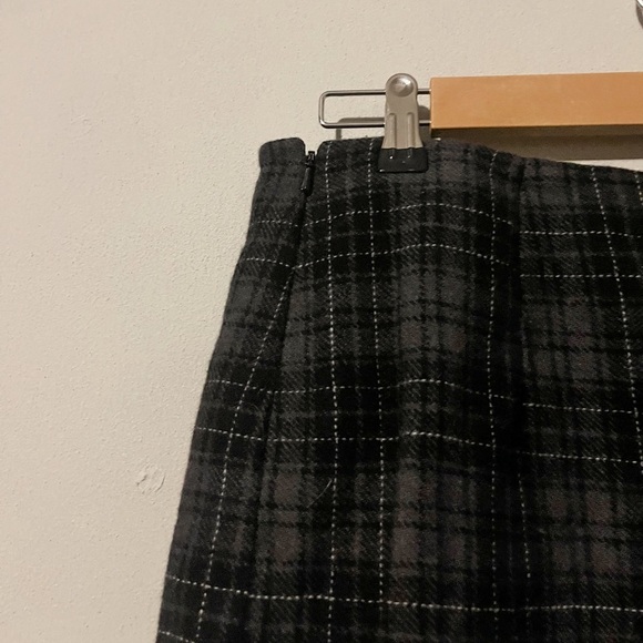 Eddie Bauer Wool Blend Plaid Mini Skirt - Picture 5 of 6